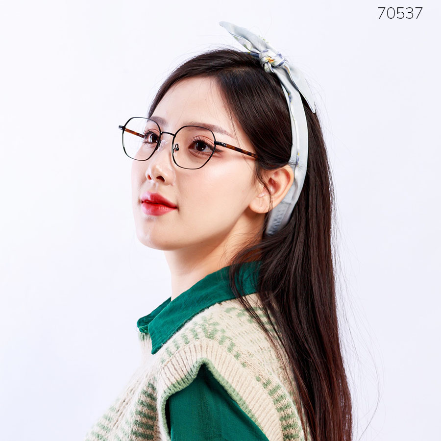 Gọng kính FELICITY 70537 - Ảnh 3