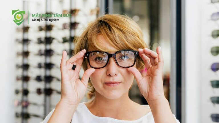 Đeo kính có ảnh hưởng đến mũi không? Hướng dẫn chọn gọng kính phù hợp